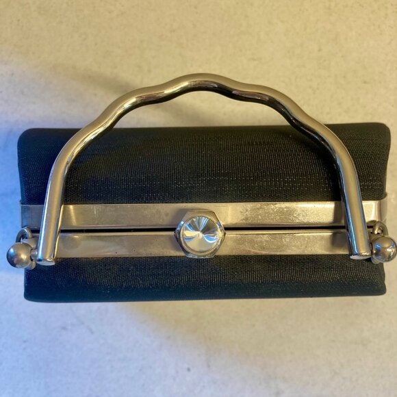 Black Chic Hard Shell Clutch Evening Bag - Picture 5 of 12